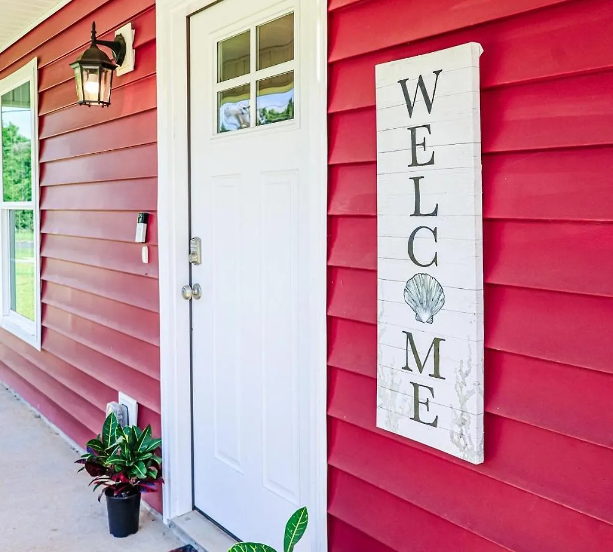 Holiday home Close To Downtown, Beaches, And Nas! Pensacola United States